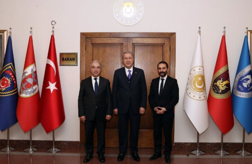 Hulusi Akar, oyuncu Burak Haktanır'ı kabul etti