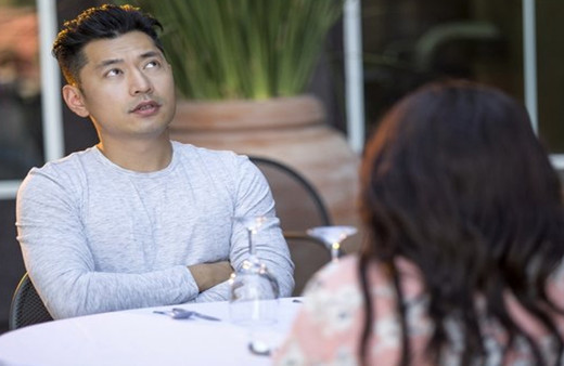 Bu burçlarla konuşurken iki düşünüp bir söyleyin! En çok kafada kuran burçlar!