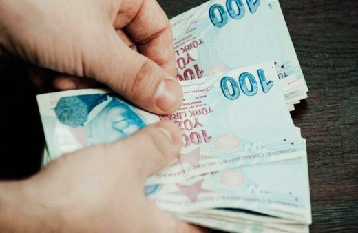 Enflasyon rekor kırdı 4 aylık zam oranı kesinleşti! İşte enflasyon farkı ile yeni emekli ve memur maaşları