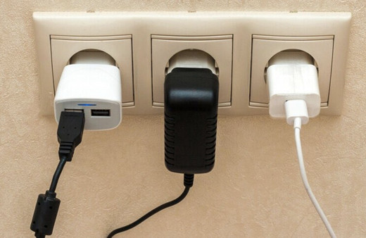 Durduğu yerde elektrik yakıyormuş! Bakın şarj aleti ne kadar tüketiyor