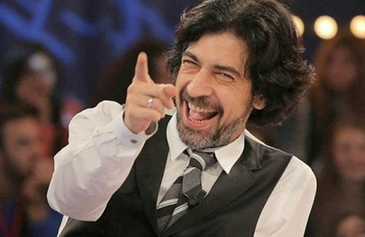 Araba kullanmayı bırakan Okan Bayülgen’den TOGG açıklaması! ‘’Tekrar zevk alacağım’’