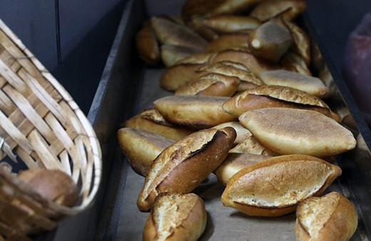 Ekmeğe zam tartışmaları sürüyor! Bakan Kirişçi'den un fiyatı açıklaması