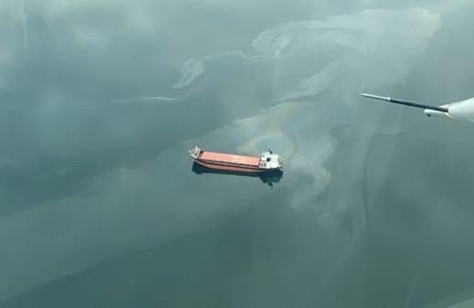 İzmit Körfezi'ni kirleten gemiye 4 milyon 176 bin lira ceza