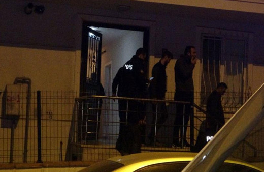 Pendik’te polis memuru evinde intihar etti