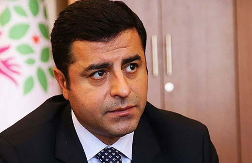 TSK'ya iftira atan Selahattin Demirtaş'a dava açıldı avukatları 'ifade özgürlüğü' dedi