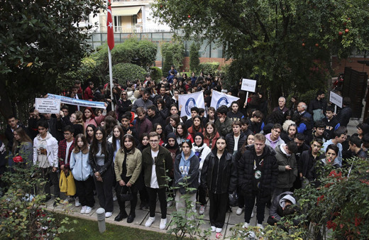 Atatürk, Selanik'te doğduğu evde törenle anıldı