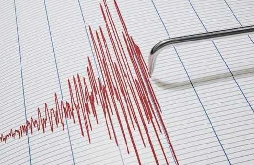 İzmir Çeşme açıklarında deprem oldu AFAD depremin büyüklüğünü duyurdu