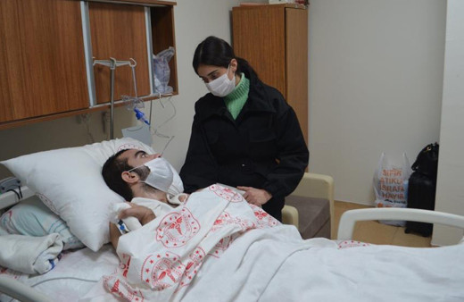 Hollanda'da doktorlar ötenazi uygulamak istedi! Türkiye'de tedavi altına alındı