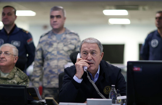 Hulusi Akar:  Teröristlerin inleri, mağaraları başlarına yıkıldı