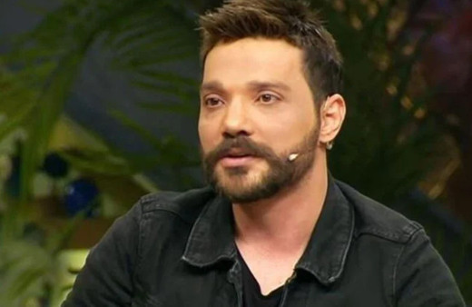 Oğuzhan Uğur gözaltına alındı Emniyet'in önünden paylaşım yaptı