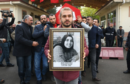 Roketli saldırıda çarpıcı detay! Faciayı şehit öğretmen Ayşenur Alkan önlemiş!
