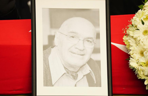 Hıncal Uluç'a veda! Duayen gazeteci son yolculuğuna uğurlandı!