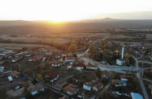 Bu köyde boş ev kalmadı! Türkiye'nin dört bir yanından akın ediyorlar: Nedeni ise...
