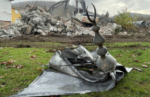 Düzce'de depremde hasar gördü! Sarıdere Köyü Camisi yıkıldı