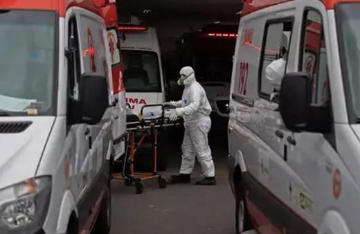 İlkokulda 20 çocuk kükürtten zehirlendi