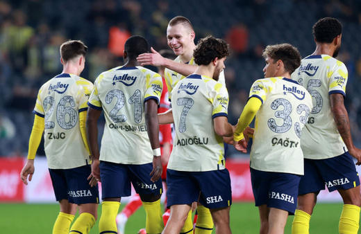 İngiliz devi Attila Szalai'yi istiyor! Fenerbahçe'ye sürpriz takas teklifi
