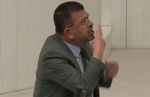 CHP'li Veli Ağbaba, AK Parti vekil Eyüp Özsoy’u Cumhurbaşkanı Erdoğan'a ispiyonladı! Gizli gizli Marlbora içiyor