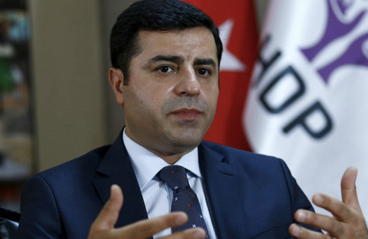 Selahattin Demirtaş reddettim diyerek açıkladı! Öcalan'ın yerine geçmemi istediler