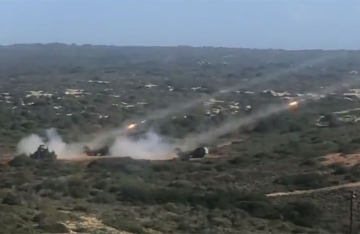 Yunanistan'dan büyük tahrik! Rodos adasında askeri tatbikat yaptılar! Rodos'ta silah yasak ama...