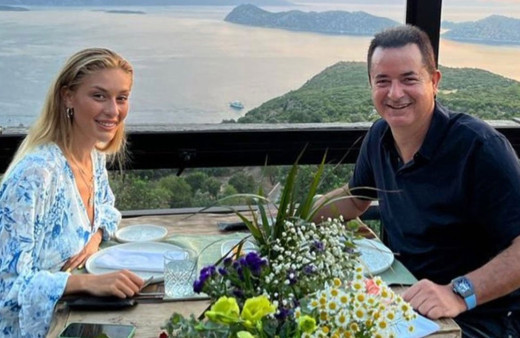 Elbisesinin fiyatı dudak uçuklattı: Acun ılıcalı'nın sevgilisi Ayça Çağla Altunkaya sosyal medyayı salladı!