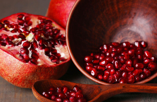 Bugün Nar alıp hemen başlayın! Her gün bir tane nar yiyince vücudunuzda bakın neler oluyor