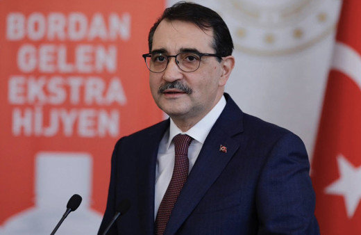 Bakan Dönmez net konuştu doğalgaz ve elektriğe zam gelecek mi?