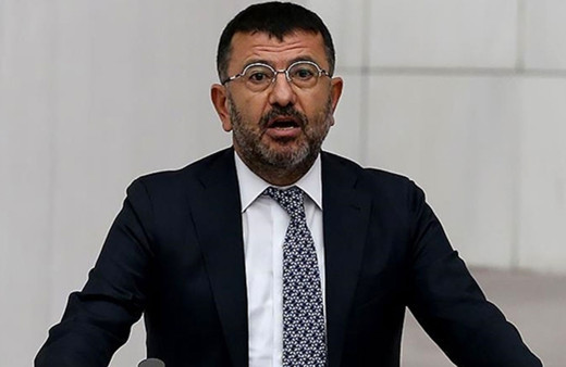 CHP'li Veli Ağbaba'dan hükümete EYT'lilere yaş sınırı tepkisi EYT'lilerin hayalleri ile alay etmeyin