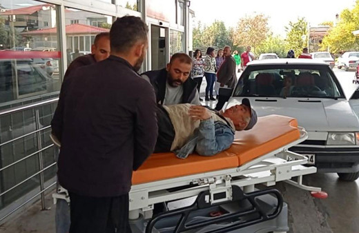 Adana'da traktör devrildi! Çok sayıda işçi yaralandı