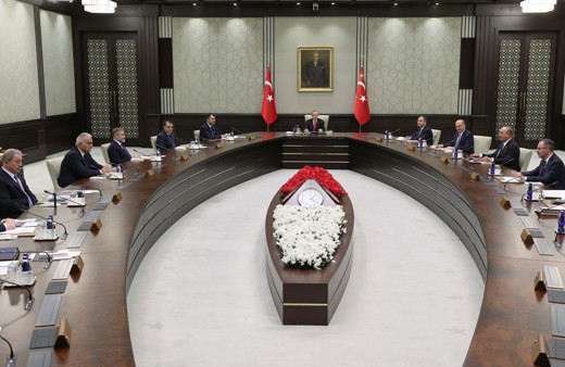 Cumhurbaşkanlığı Kabinesi toplanıyor! EYT ve 2023 asgari ücret gündemde