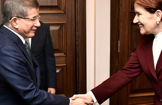 Altılı masa toplantısı öncesi İYİ Parti lideri Akşener'e ziyaret