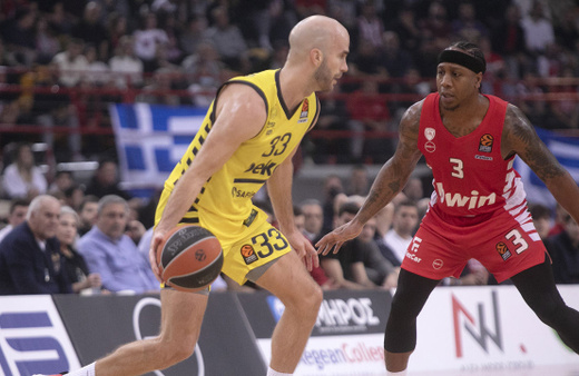 Fenerbahçe Beko Olympiakos deplasmanında paramparça oldu