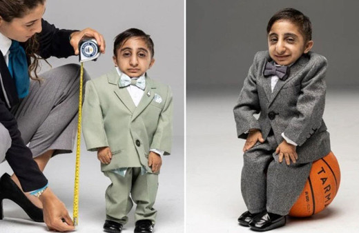 Guinness Rekorlar Kitabı'na girdi! Dünyanın en kısa adamı seçildi: Ağır diye akıllı telefon taşıyamıyor!