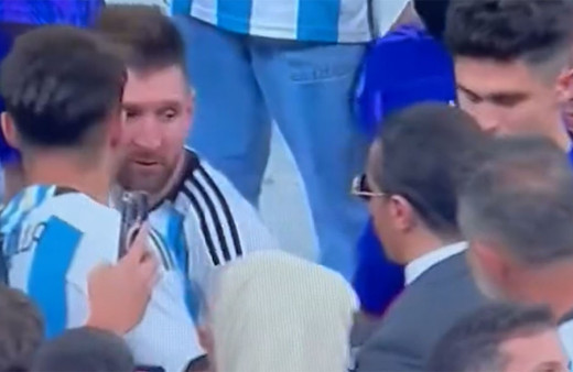 Nusret sahaya indi Messi öyle bir baktı ki herkes onu konuşuyor!