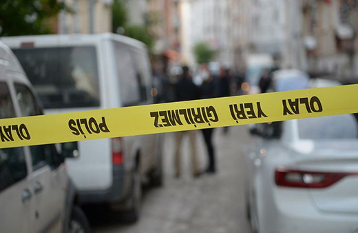 Sancaktepe’de ilginç olay, tüm araçlara çarptı sonra kaçtı