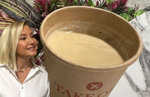 Berna Laçin'in kahveye ödediği paraya isyan etti 'madem pahalı neden içersin' diyen takipçisine yanıt