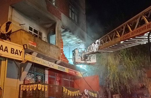 Evden çıkarılan kiracı daireyi ateşe verdi! Yanan dairede patlama oldu
