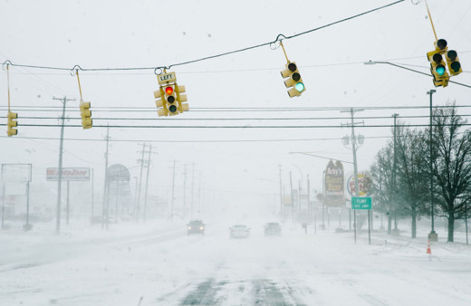 ABD kar fırtınası ile tükendi! Her yer dondu marketler yağmalandı elektrik bile yok