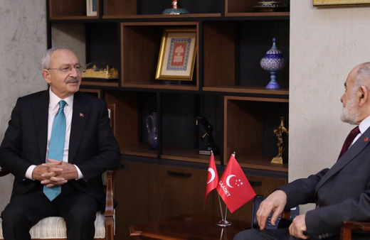 CHP lideri Kılıçdaroğlu'ndan Temel Karamollaoğlu'na geçmiş olsun ziyareti