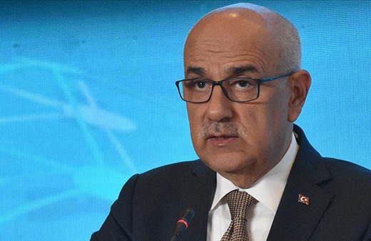 Bakan Kirişçi'den çip krizi iddiasına yanıt! Süre uzatılacak mı?