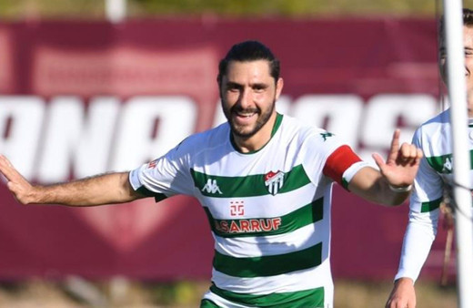 Futbolu 1.5 yıl önce bırakmıştı Özen Hurmacı sürprizi