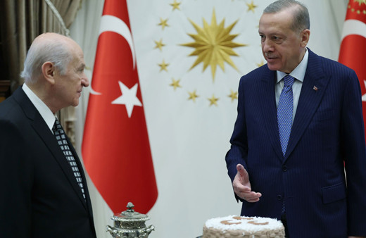 Beştepe'de Cumhurbaşkanı Erdoğan ile Devlet Bahçeli zirvesi başladı! Seçim tarihi öne mi çekiliyor?...