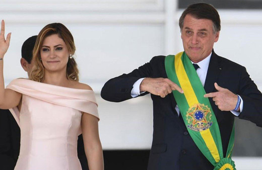 Brezilya Devlet Başkanı Bolsonaro, askeri uçakla ABD'ye kaçtı! Yarın koltuğa Da Silva oturacak...