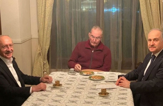 Kılıçdaroğlu'nun çok konuşulan ziyareti! Mahmut Övür 'Baykal fotoğrafının sırrı'nı açıkladı