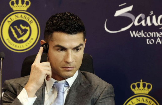 Cristiano Ronaldo, Al Nassr ile sözleşme imzaladı