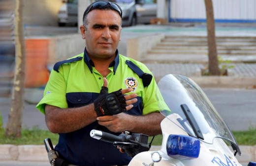Şehit polis memuru Fethi Sekin'in hediyesi çalındı