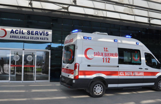 Ankara'da vergi dairesinde doğalgaz sızıntısı! Çok sayıda personel hastaneye kaldırıldı