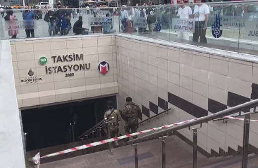 Yolcu raylara düştü! Taksim'de metro seferleri durdu