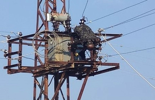 Elektrik akımına kapılan usta feci şekilde can verdi görüntü dehşete düşürdü