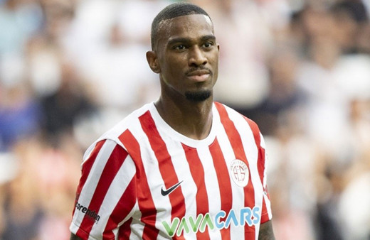 Antalyaspor'a dev teklif! Rus ekibi Haji Wright için kesenin ağzını açtı!