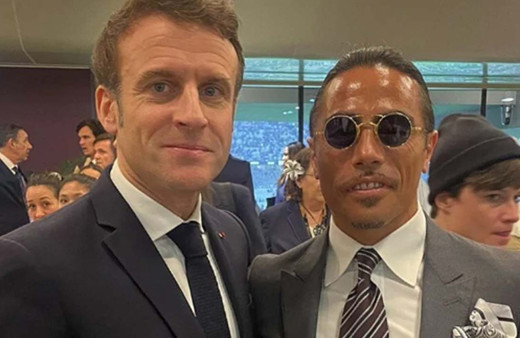 Macron'la bir araya gelen Nusret, fotoğrafın altına bunu yazdı!